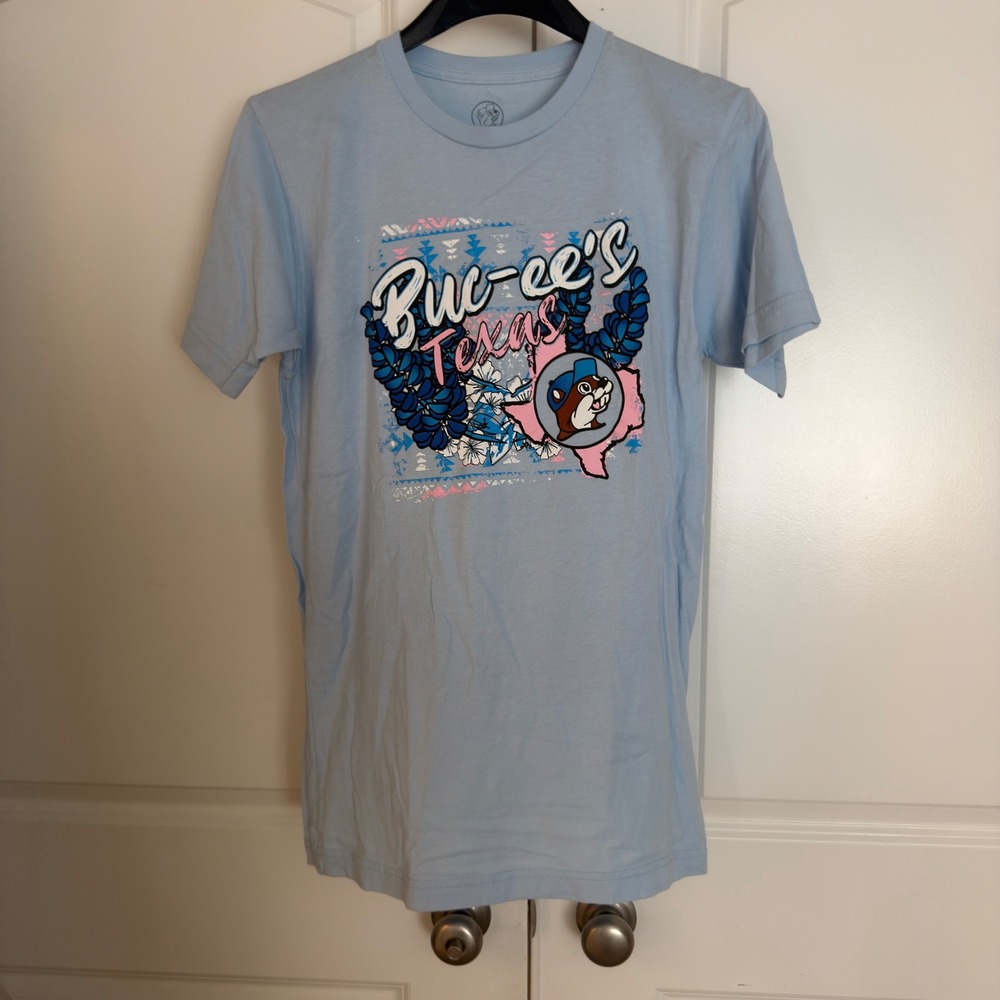 Buc-ee's Texas Graphic T-Shirt Light Blue Beaver Bluebonnets Mens Medium M